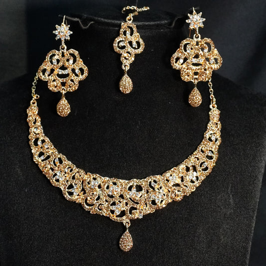 BRAIDAL NECKLESS SET