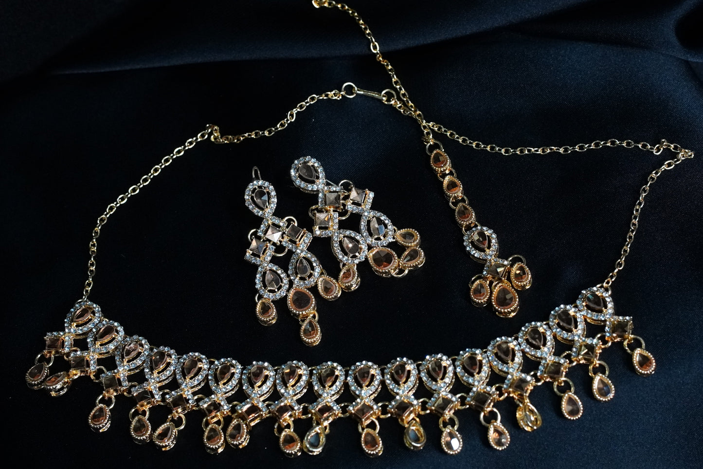 BRIDAL NECKLESS SET